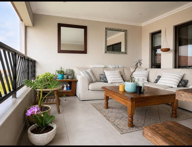 4 BEDROOM APARTMENT TO LET IN BALLITO CENTRAL